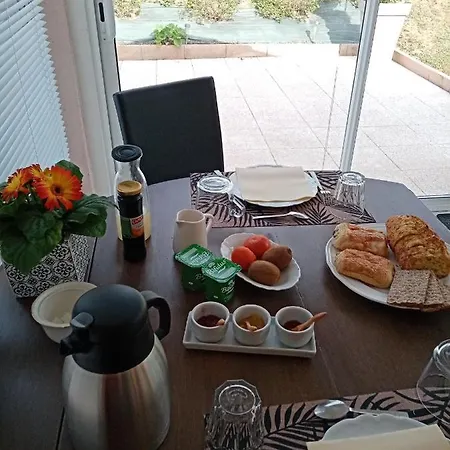 Bed and Breakfast L Escapade 3*
